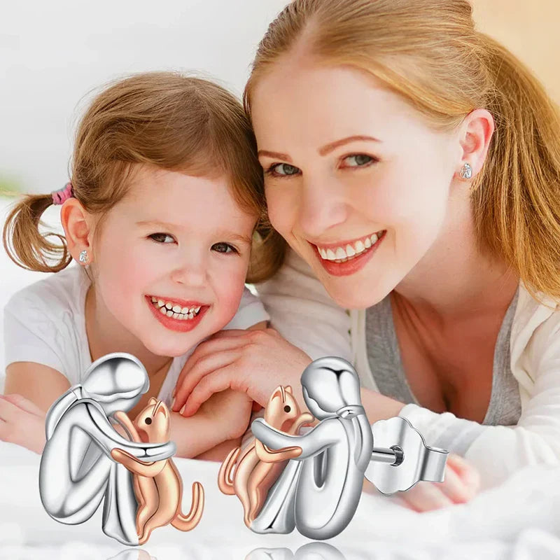 Zweifarbig silber- und goldfarbene Cat-Hug-Ohringe