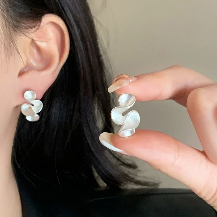 Blumen-Ohrringe aus Silber und 18K-Gold